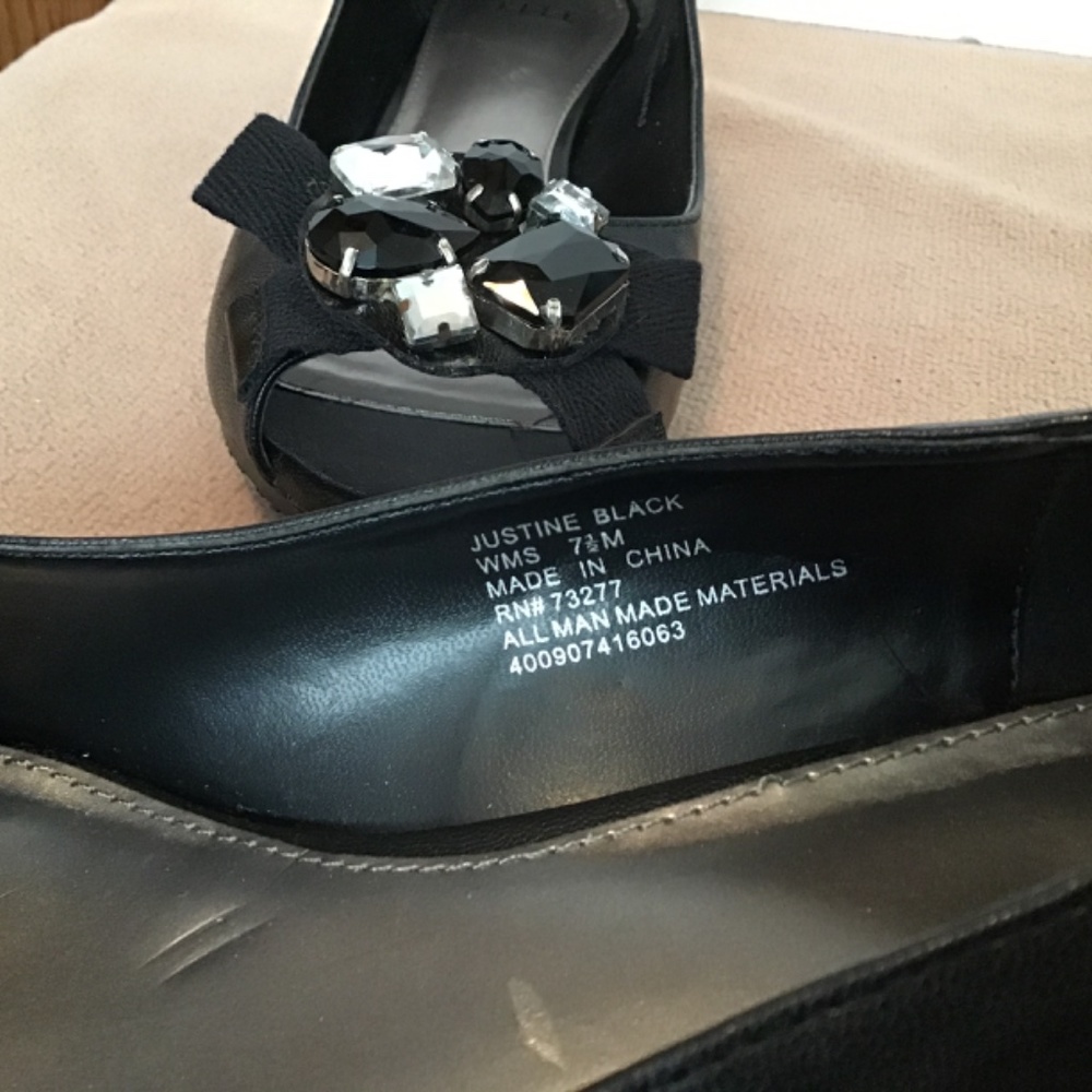 Elle Black wedge with ribbon detail at toe & clear and black bead accent - Picture 6 of 10